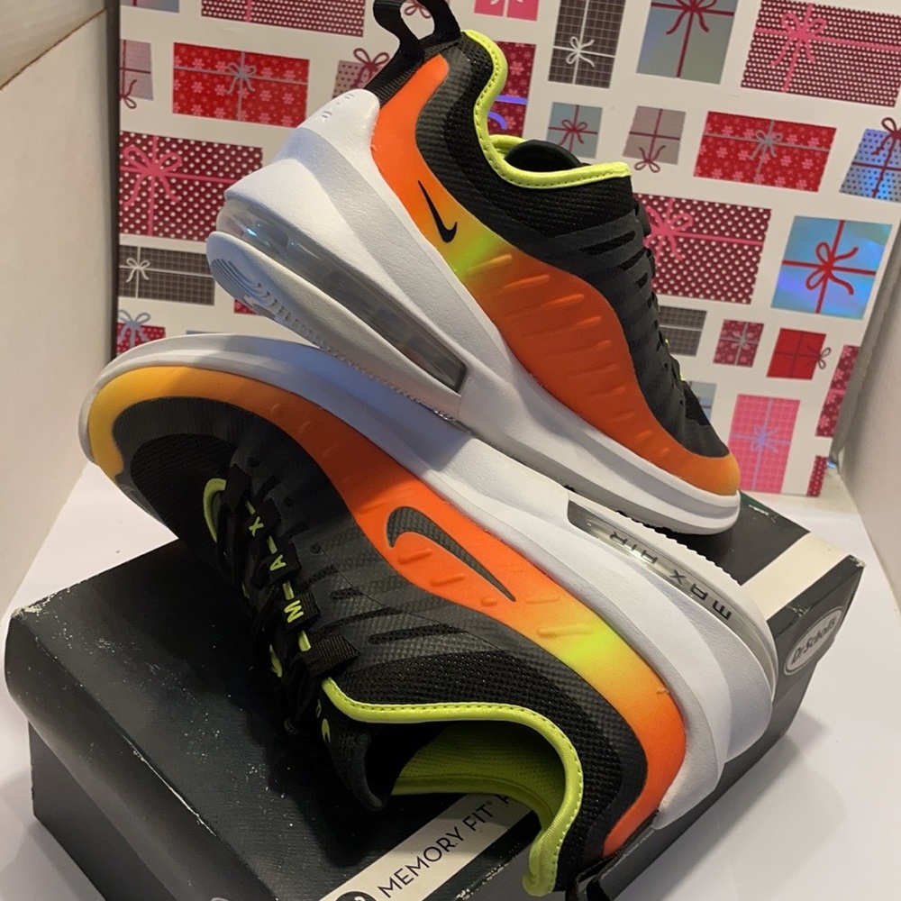 GentlyUsed Nike Air Max Axis Sunset Volt Shoes - Picture 5 of 16